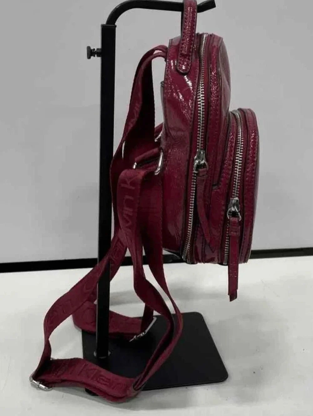 calvin klein red mini backpack PEBBLE Calvin Klein Red Patent Leather